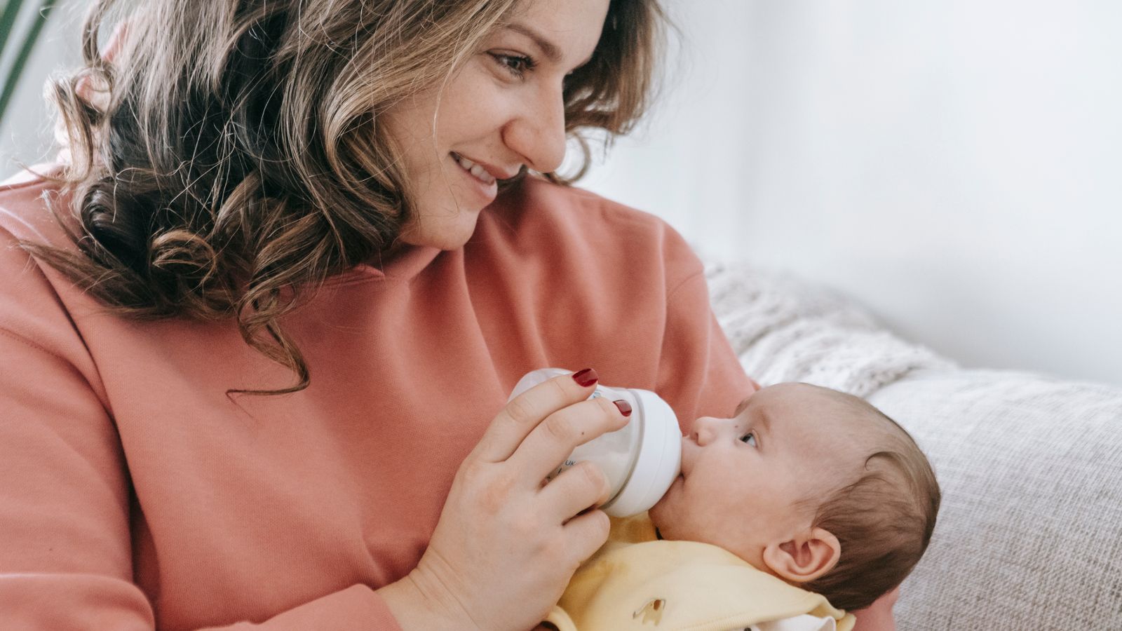 Breastfeeding & Feeding Support